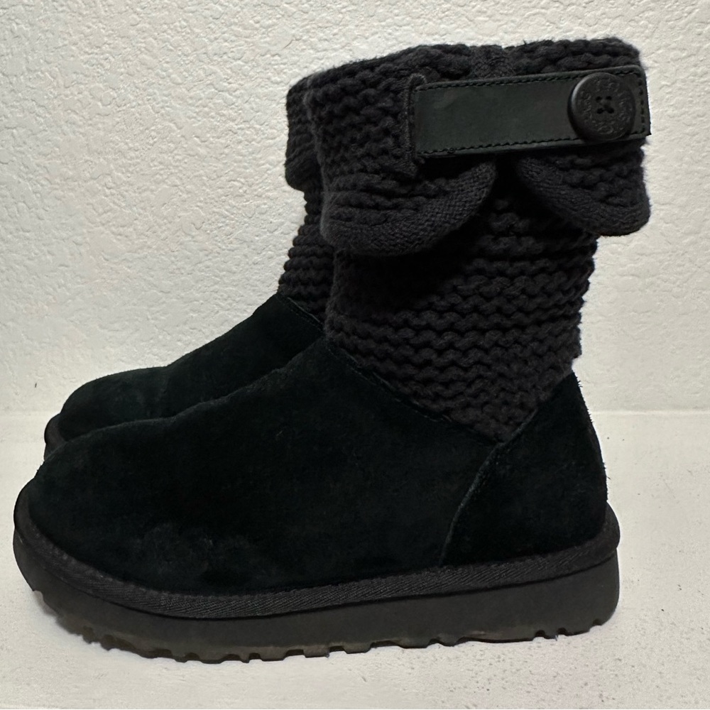 Ugg Shaina black Boots FINAL PRICE, dropped 3/23